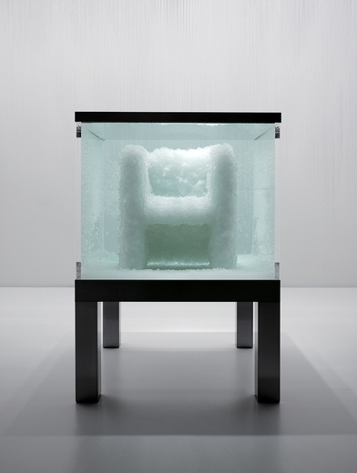 Tokujin Yoshioka, VENUS - Natural crystal chair, 2008 - 2012. Cristaux minéraux  © Photo : Masaya Yoshimura